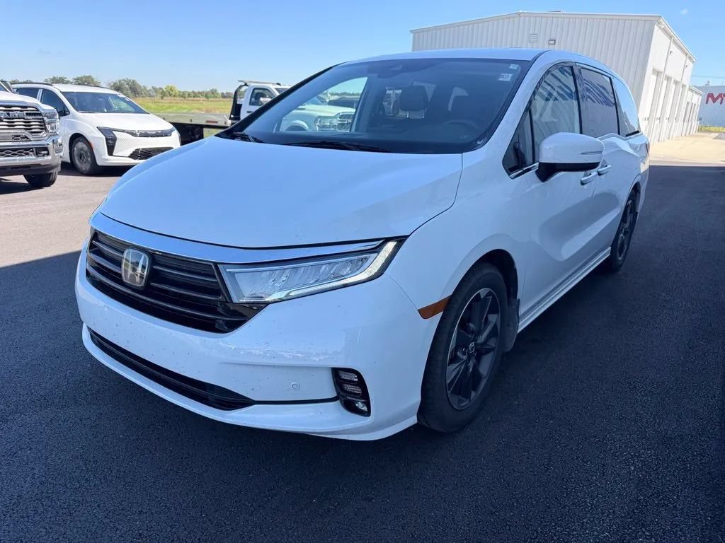 Used 2022 Honda Odyssey Elite image 4