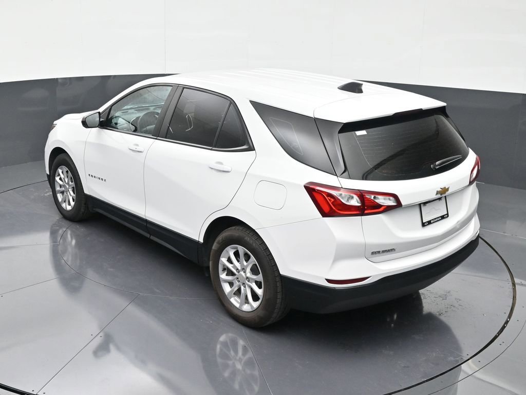 Used 2021 Chevrolet Equinox LS image 14