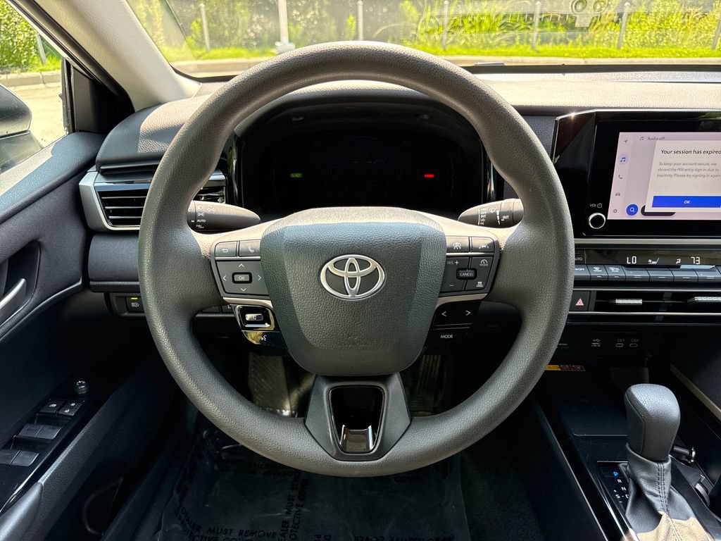 Used 2025 Toyota Camry LE FWD image 19