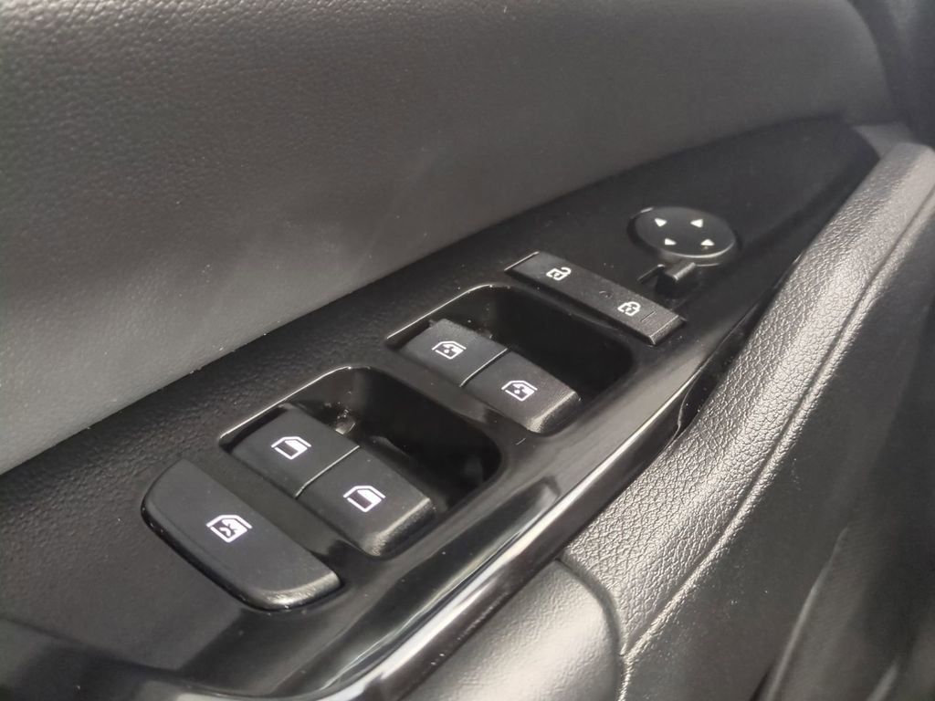 Used 2024 Kia Sportage EX image 30