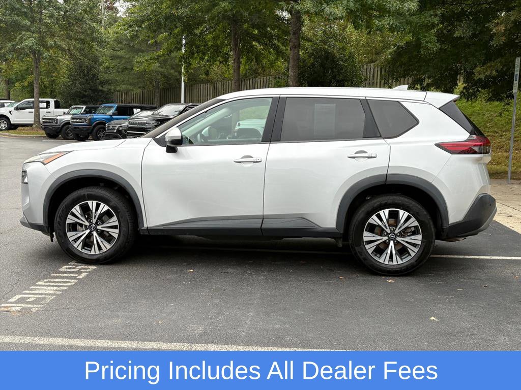 Used 2022 Nissan Rogue SV AWD/4WD image 3