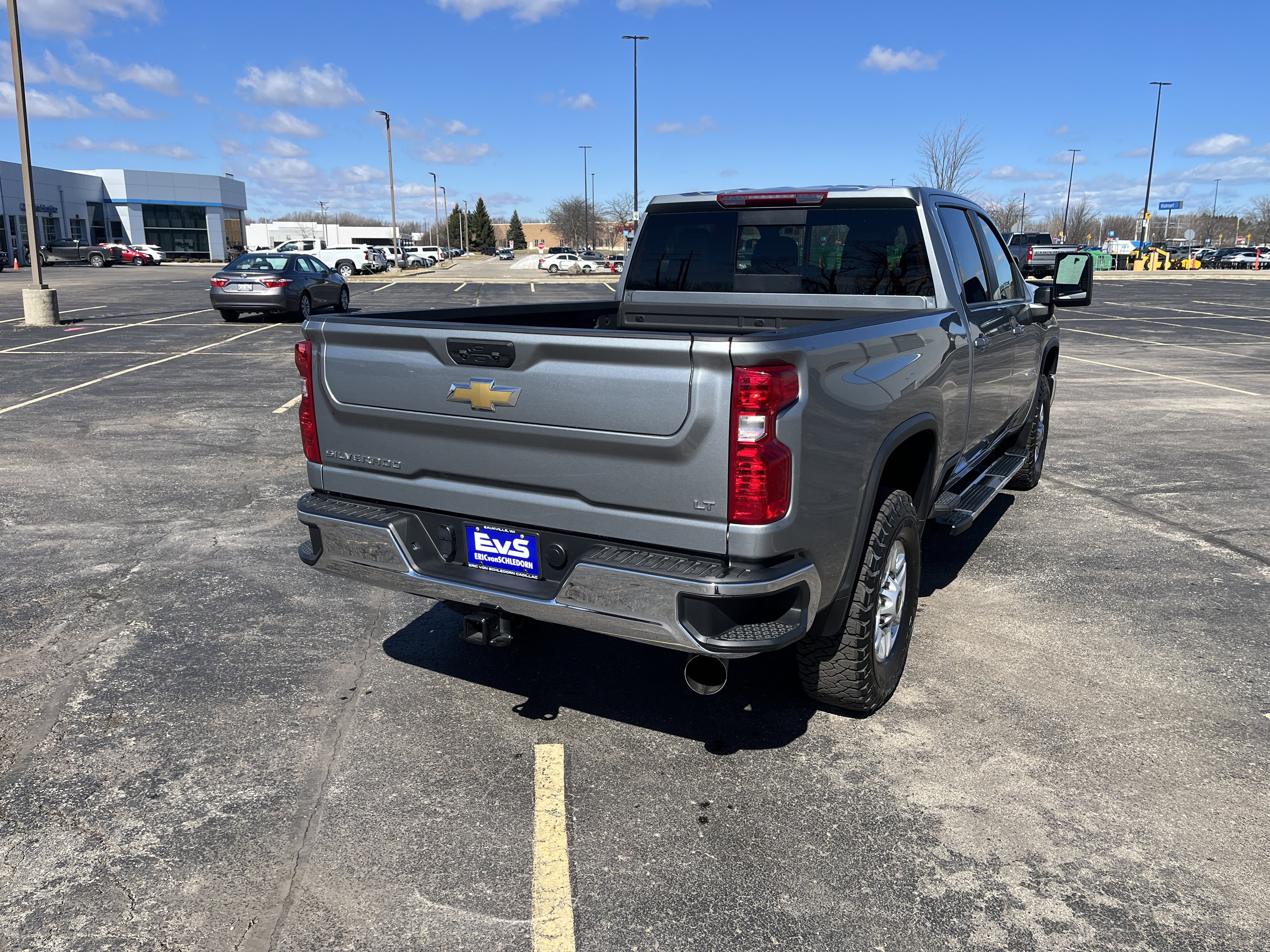 Used 2025 Chevrolet Silverado 2500 LT image 6