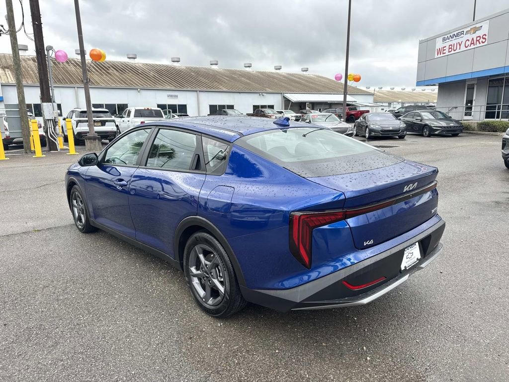 Used 2025 Kia K4 FWD image 5