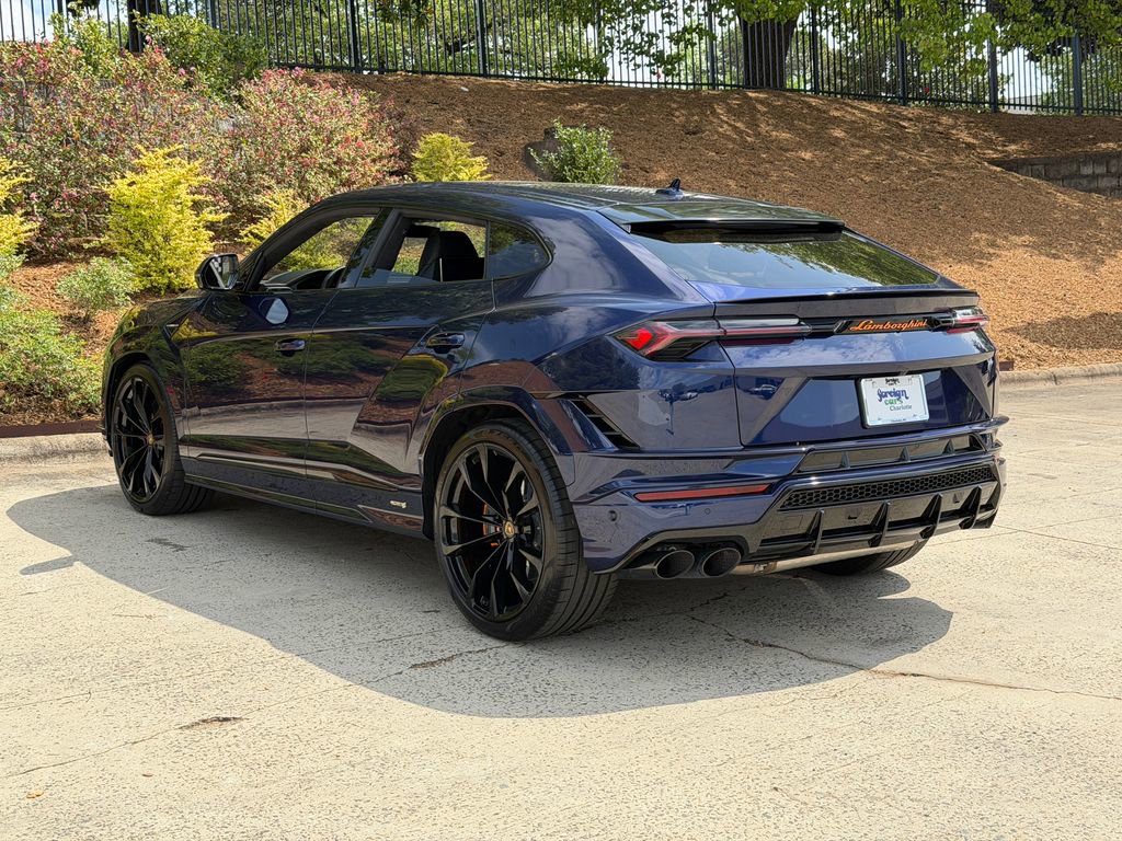 Used 2023 Lamborghini Urus S image 5