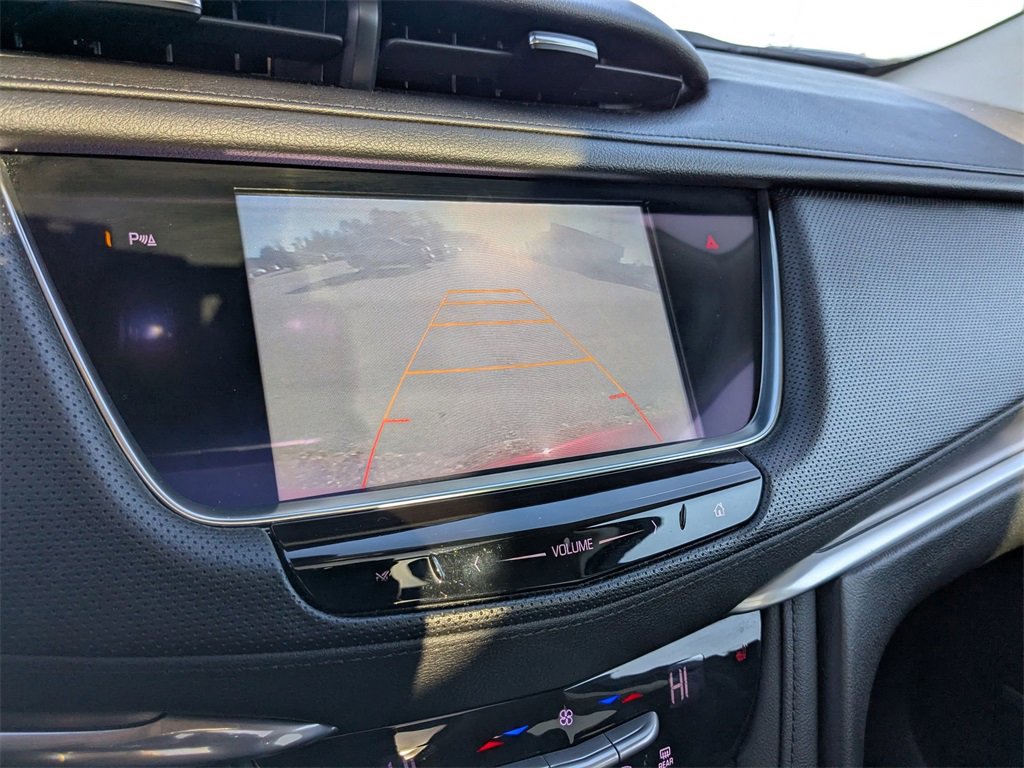 Used 2017 Cadillac XT5 Luxury w/ Driver Awareness Package image 8