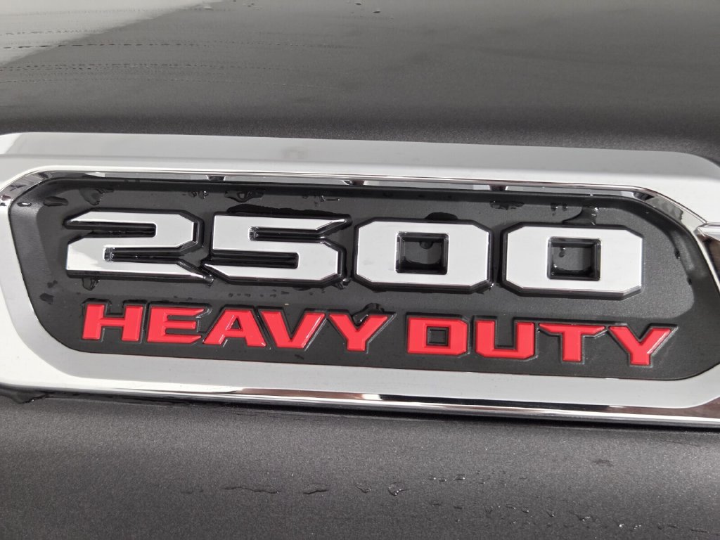 Used 2026 RAM 2500 Laramie AWD/4WD image 8