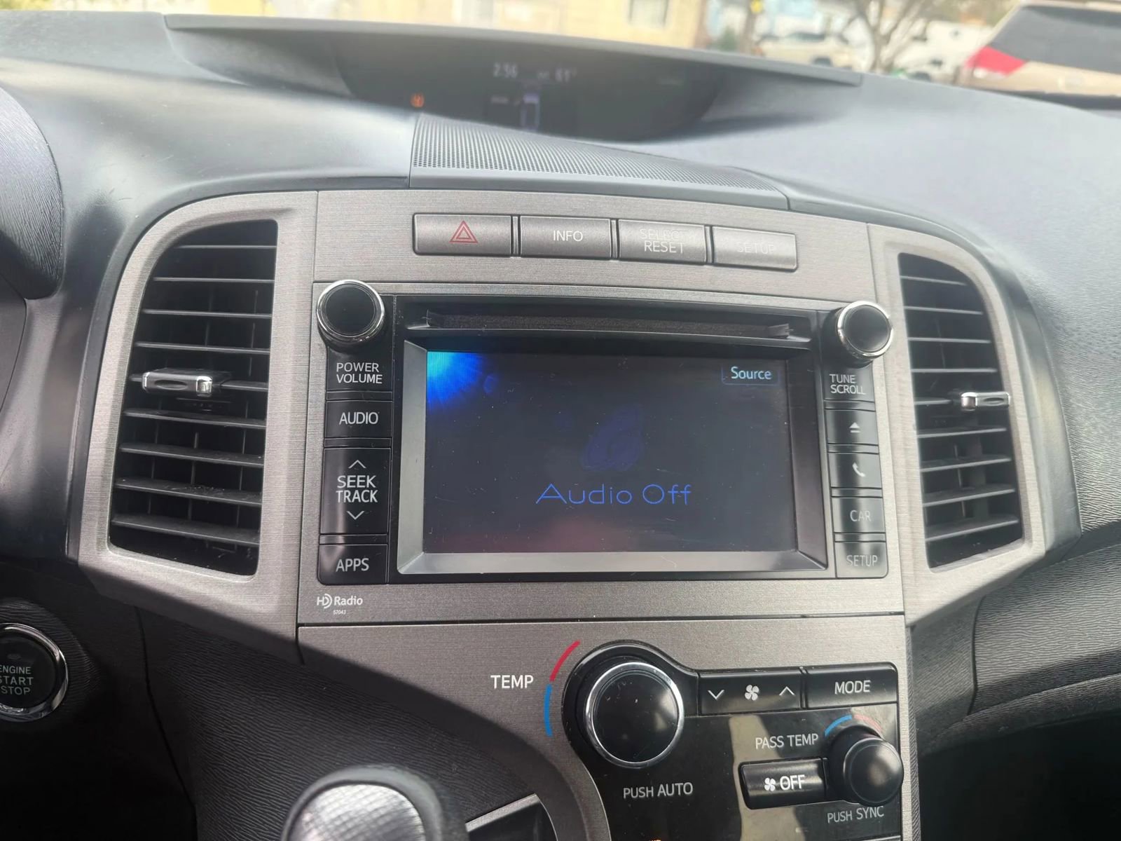 Used 2013 Toyota Venza XLE AWD/4WD image 17