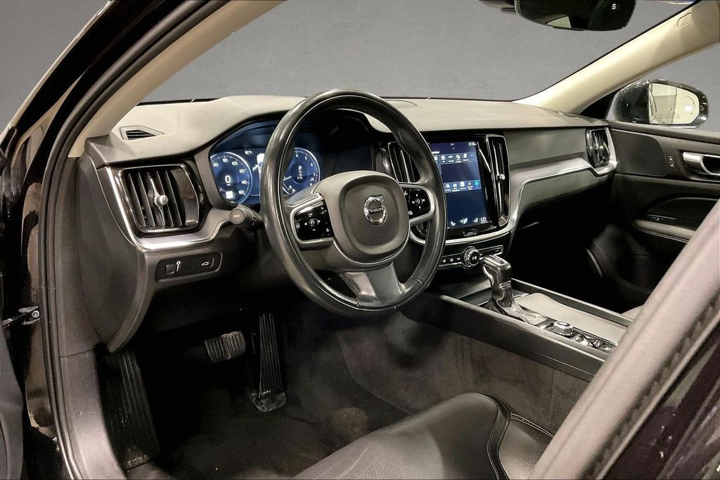 Used 2020 Volvo V60 T5 Cross Country w/ Protection Package Premier AWD/4WD image 17
