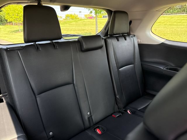 Used 2024 Toyota Grand Highlander AWD image 16