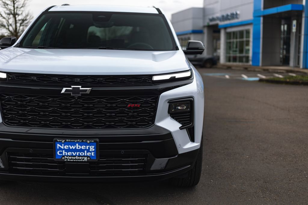 New 2026 Chevrolet Traverse RS w/ LPO, Floor Liner Package image 13