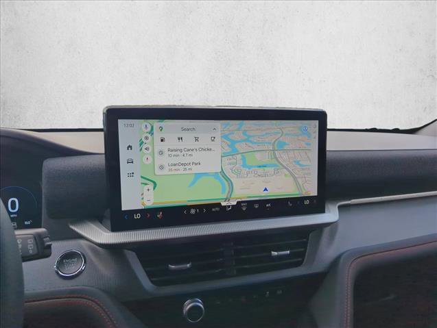 Used 2025 Ford Explorer ST-Line w/ Premium Package image 8