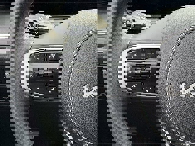 Used 2026 Kia K5 GT-Line image 14