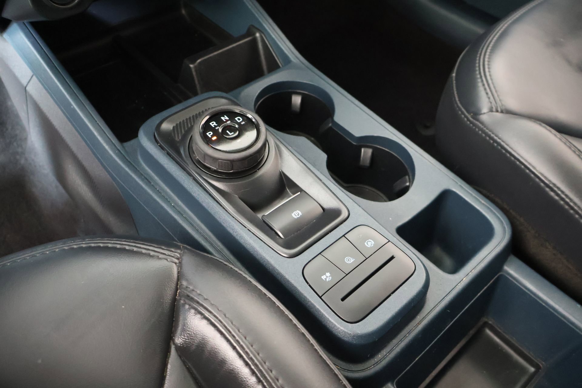 Used 2023 Ford Maverick Lariat w/ Lariat Luxury Package FWD image 9