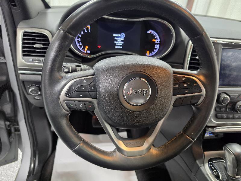Used 2018 Jeep Grand Cherokee Limited w/ Luxury Group II image 16