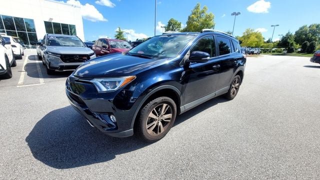 Used 2018 Toyota RAV4 XLE FWD image 4