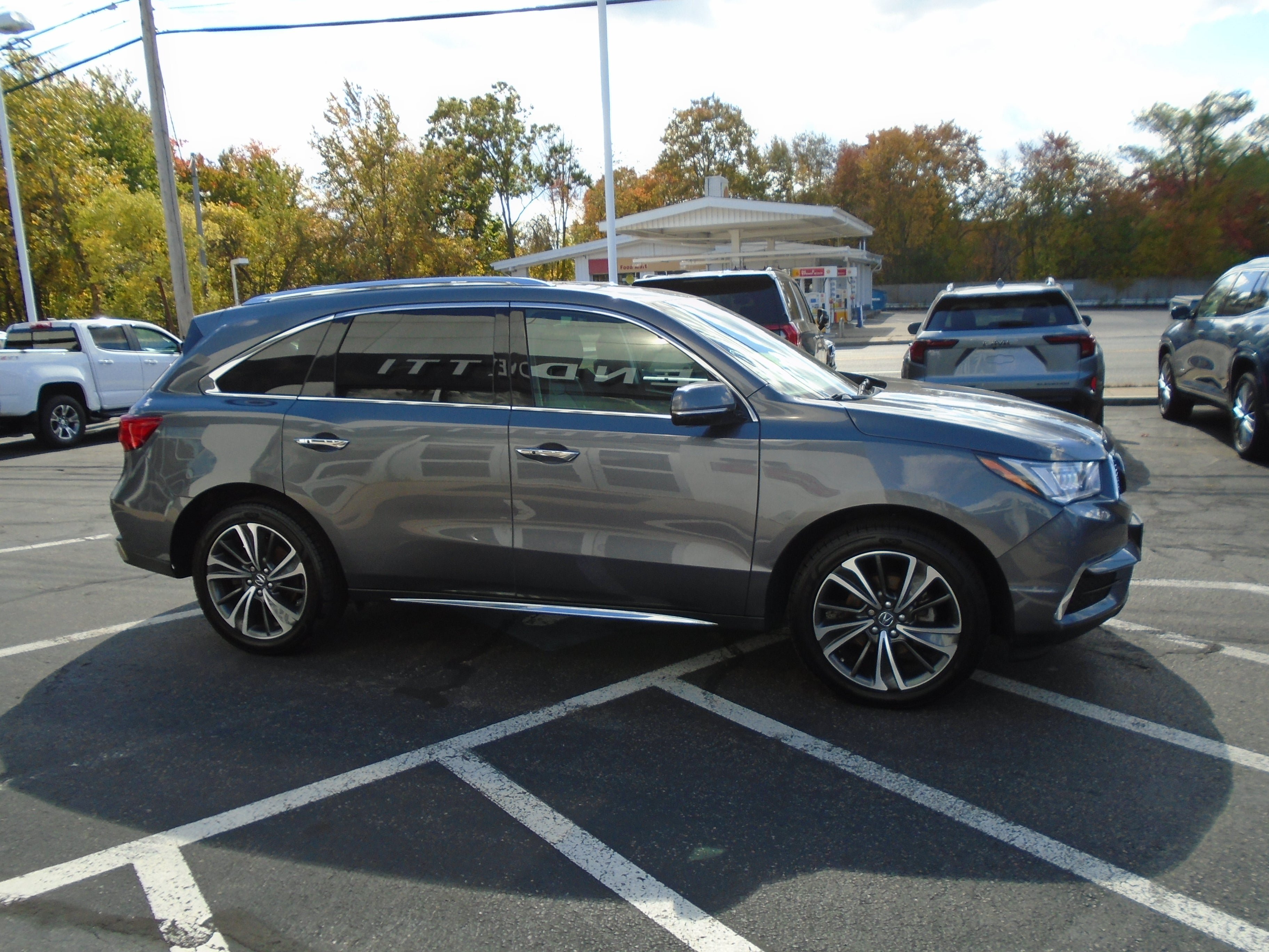 Used 2020 Acura MDX w/ Technology Package AWD/4WD image 6