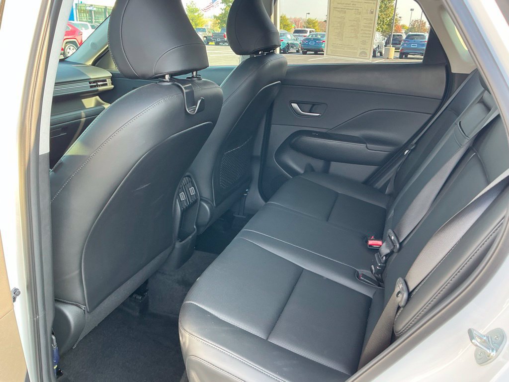 Certified 2025 Hyundai Kona Limited AWD/4WD image 29