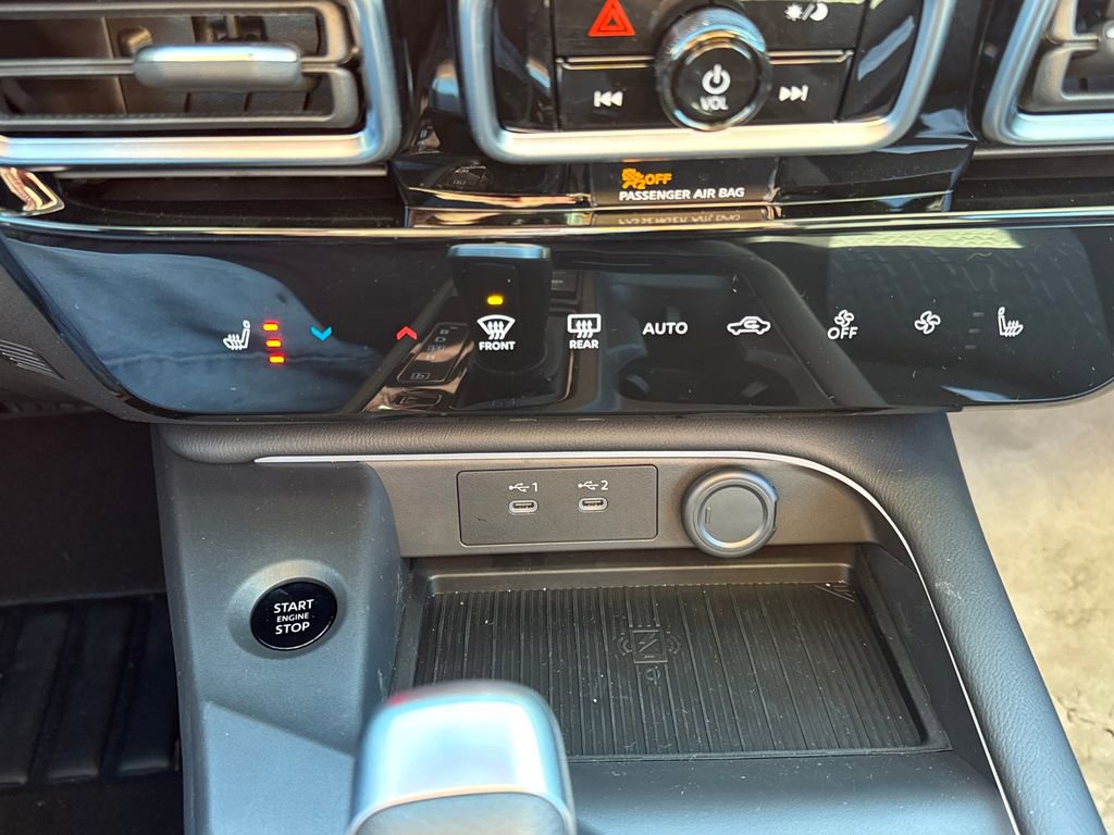 New 2026 Nissan Sentra SV w/ SV Convenience Package FWD image 39