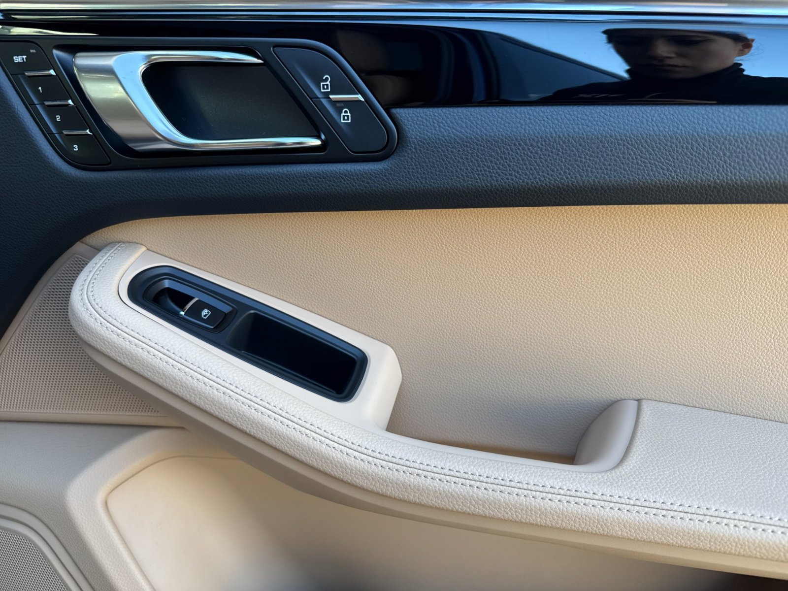 Certified 2026 Porsche Macan AWD/4WD image 20