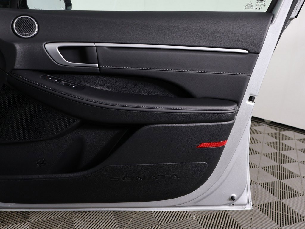 Used 2025 Hyundai Sonata Limited image 27