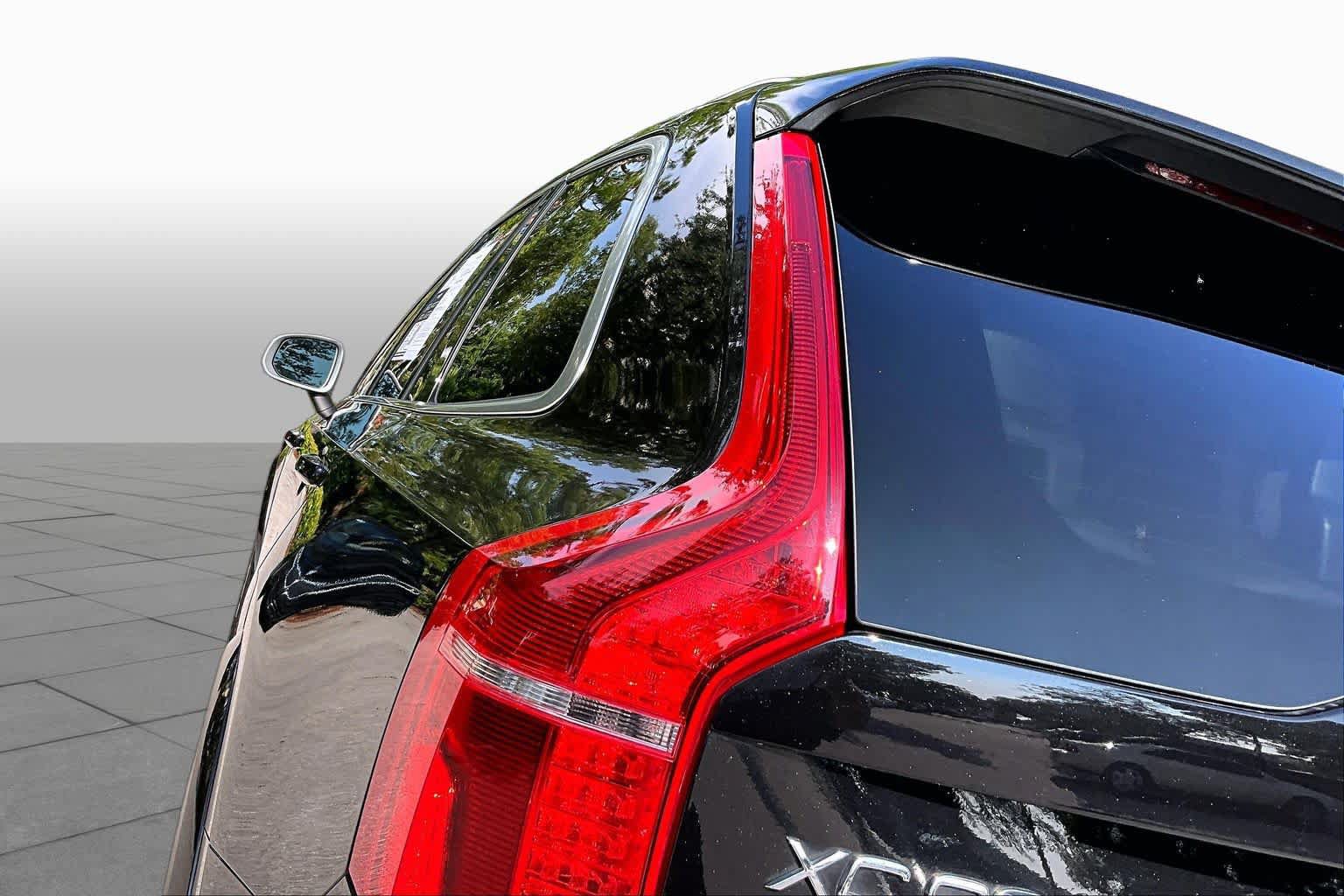 Used 2019 Volvo XC90 T6 R-Design w/ Advanced Package AWD/4WD image 29