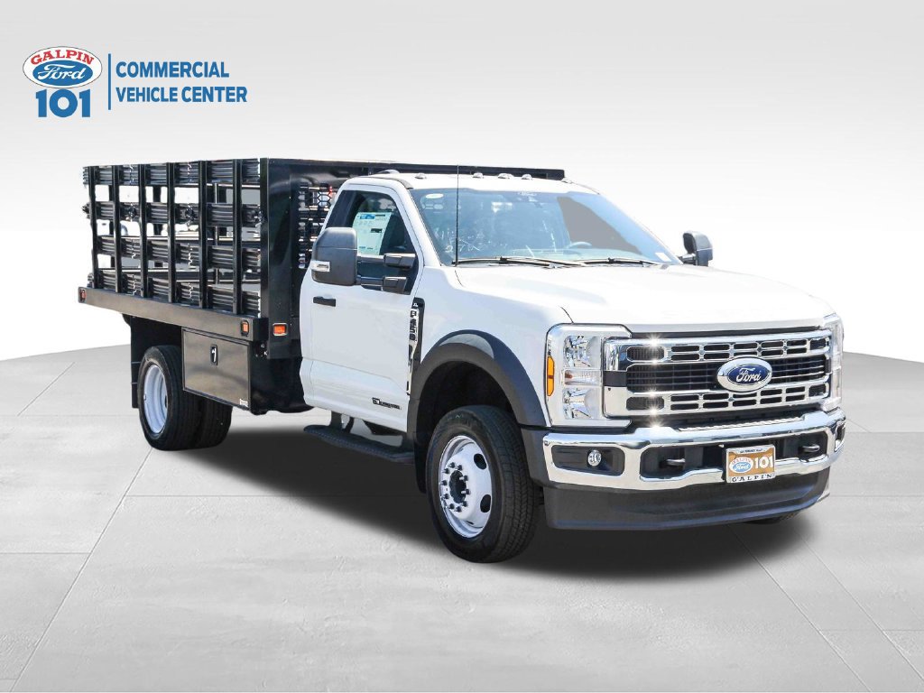 New 2024 Ford F450 XL w/ XL Chrome Package RWD image 3