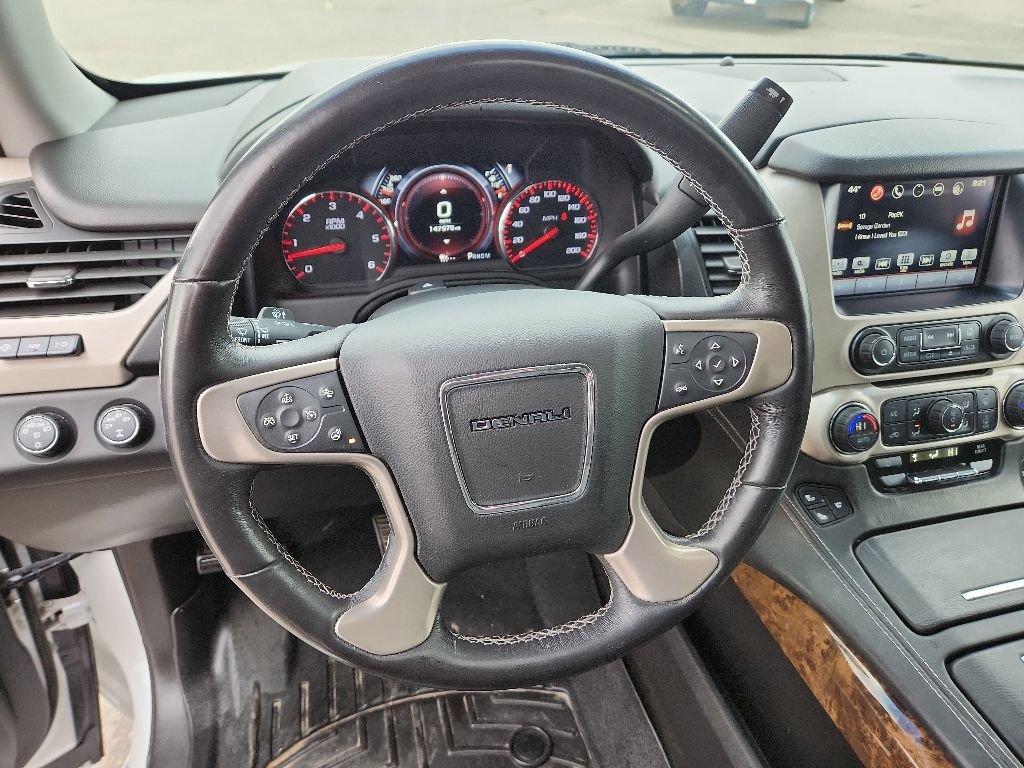 Certified 2016 GMC Yukon Denali w/ Open Road Package AWD/4WD image 10