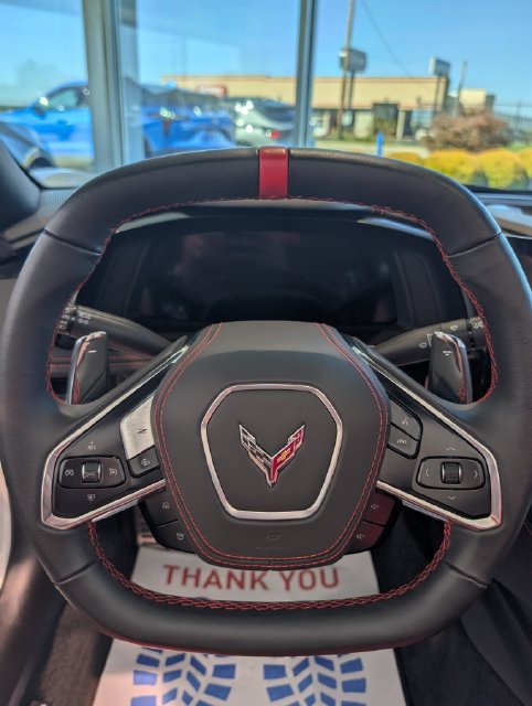 Used 2025 Chevrolet Corvette Stingray Convertible w/ 1LT RWD image 18