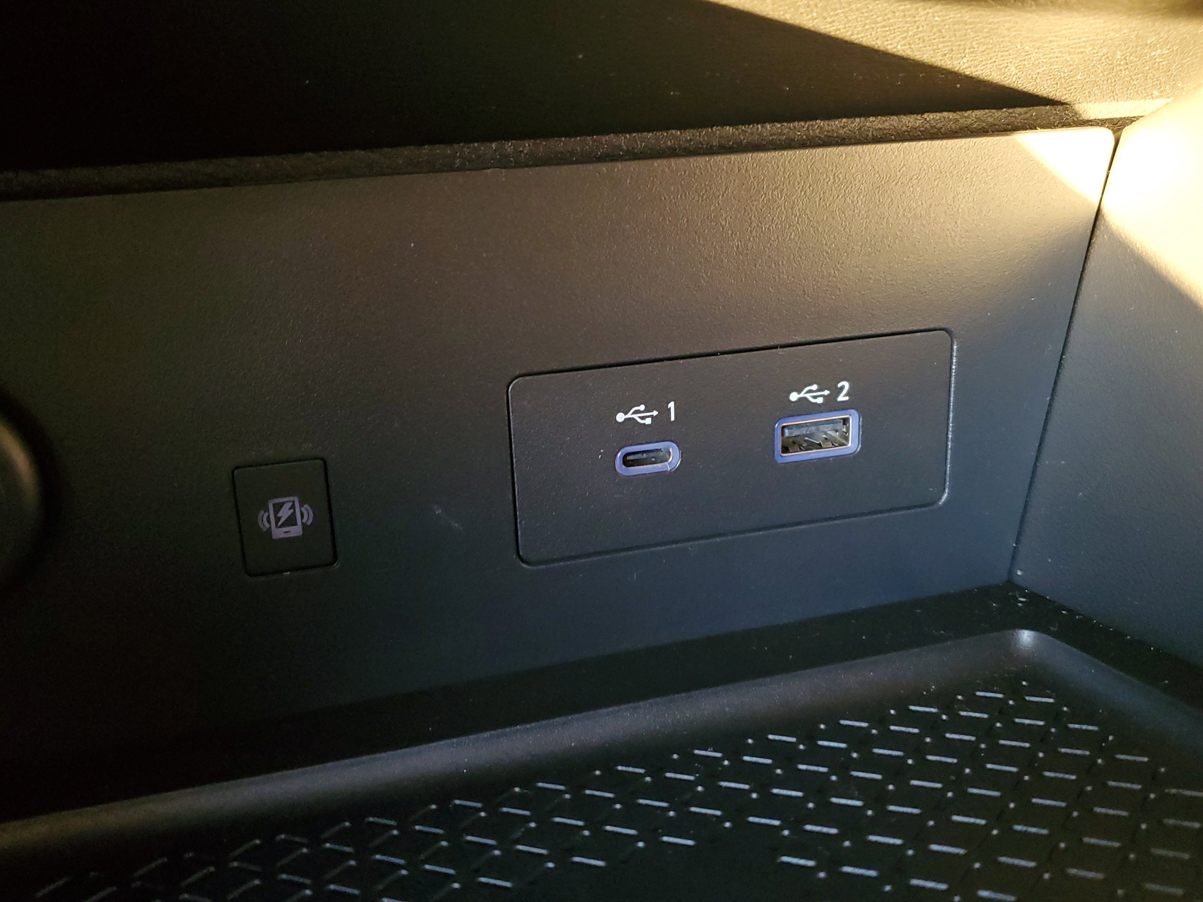 Used 2024 Nissan Pathfinder SL image 10