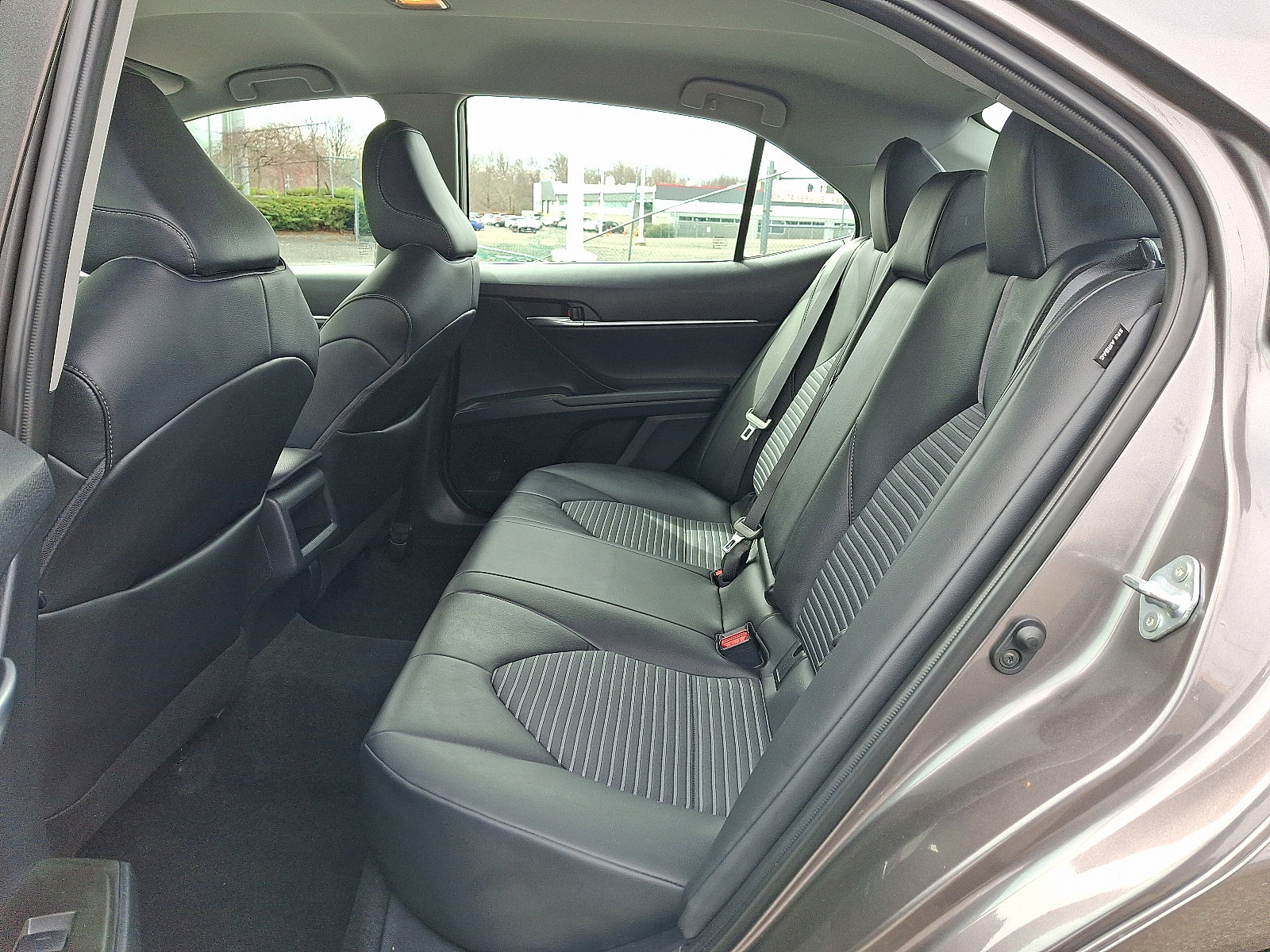 Certified 2023 Toyota Camry SE image 11