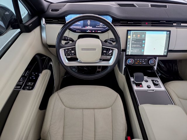 Used 2023 Land Rover Range Rover SE AWD/4WD image 12