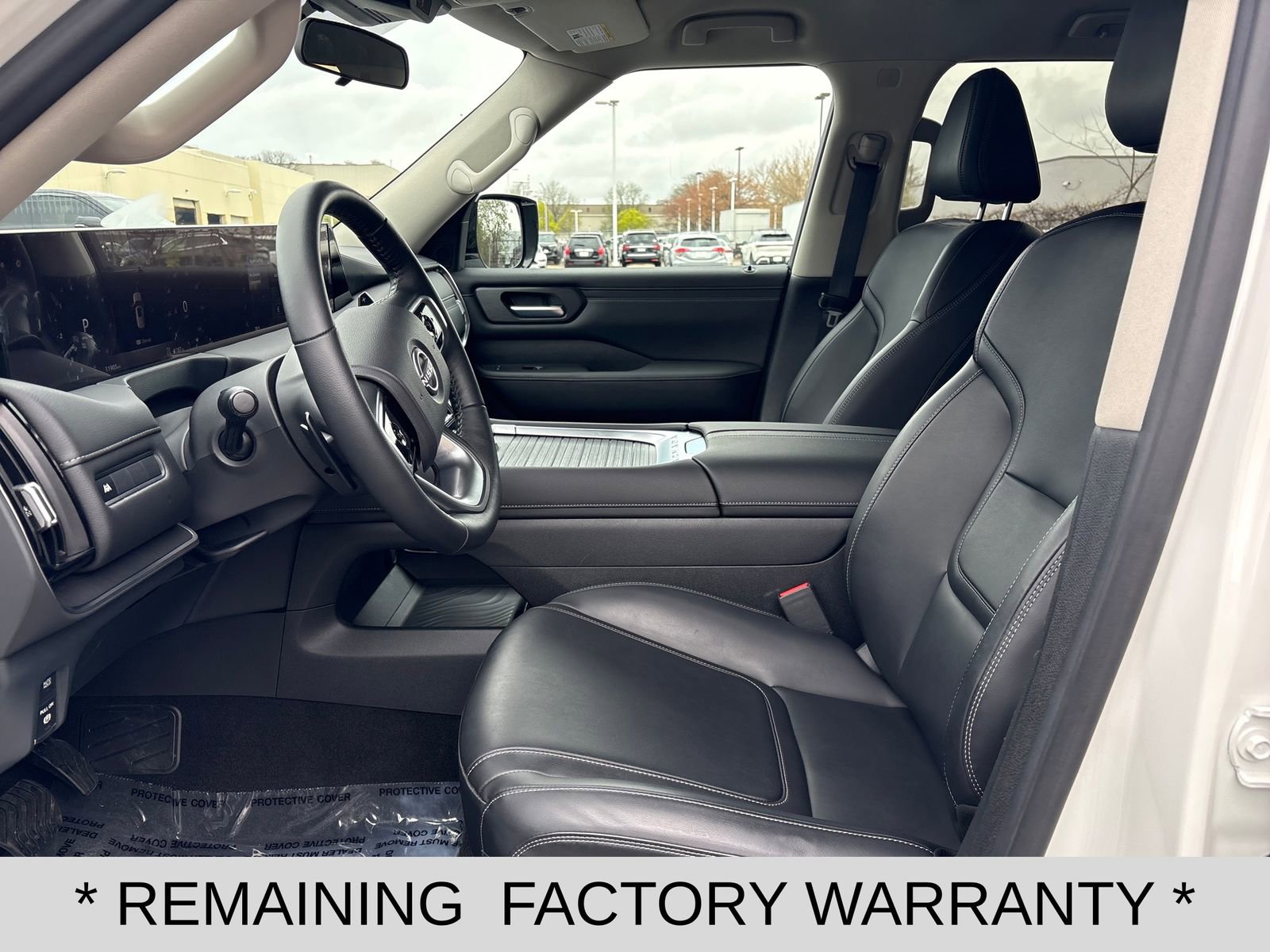 Used 2025 Nissan Armada SV AWD/4WD image 9