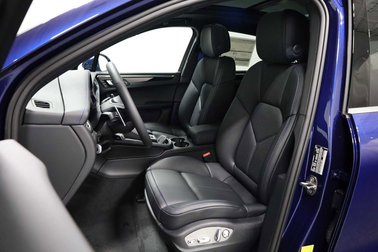 New 2026 Porsche Macan S image 5