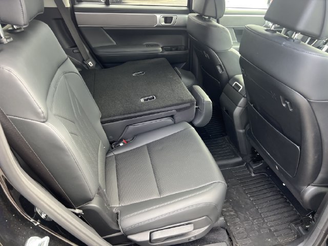 Used 2026 Hyundai Santa Fe SEL FWD image 19
