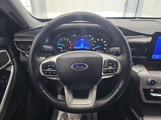 Used 2020 Ford Explorer XLT w/ Equipment Group 202A image 14