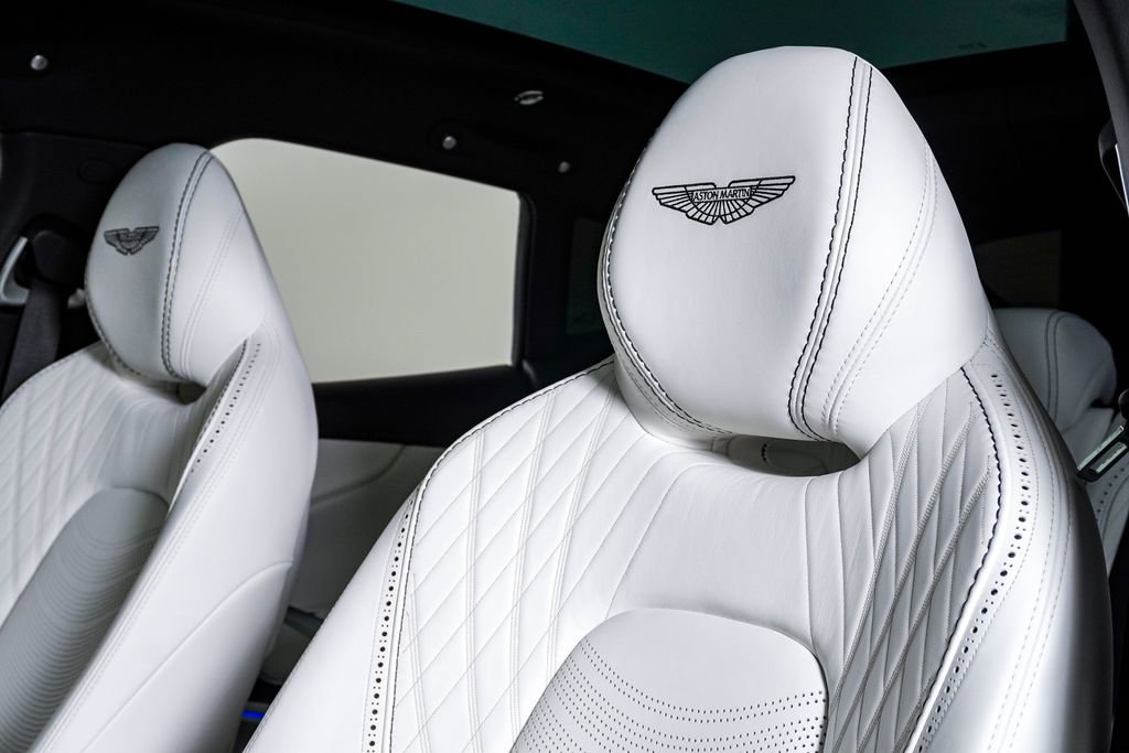 Used 2023 Aston Martin DBX AWD/4WD image 22