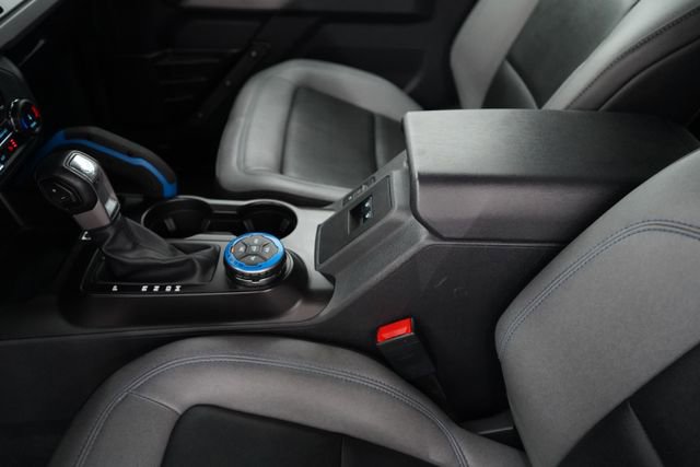 Used 2022 Ford Bronco Black Diamond w/ Sasquatch Package image 39