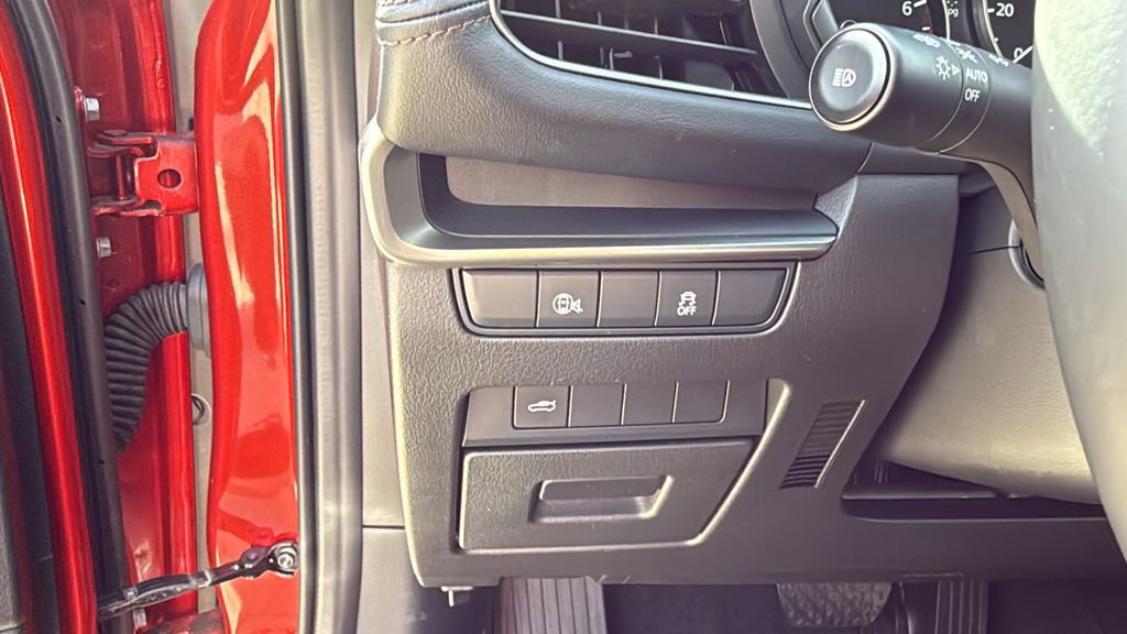 Used 2025 MAZDA MAZDA3 s image 23