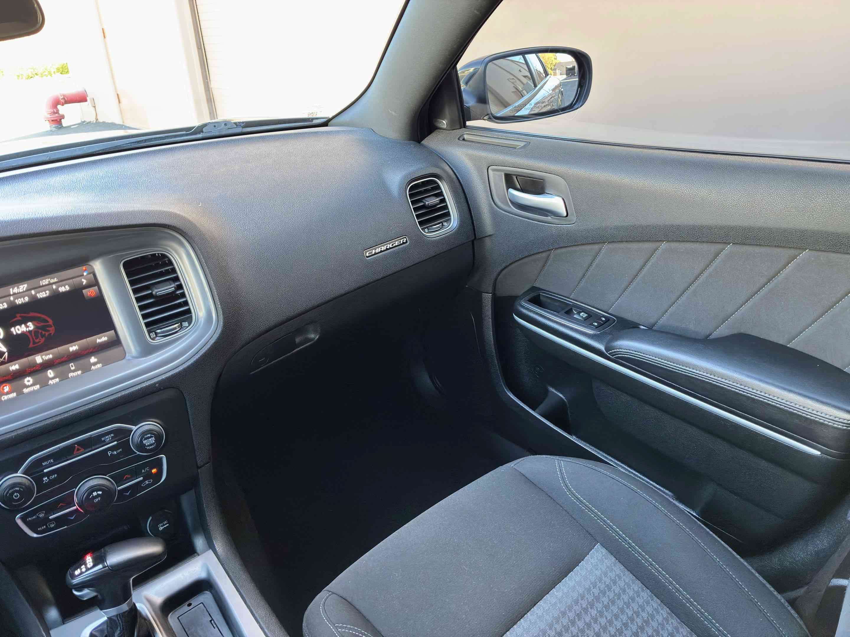 Used 2023 Dodge Charger SXT RWD image 18