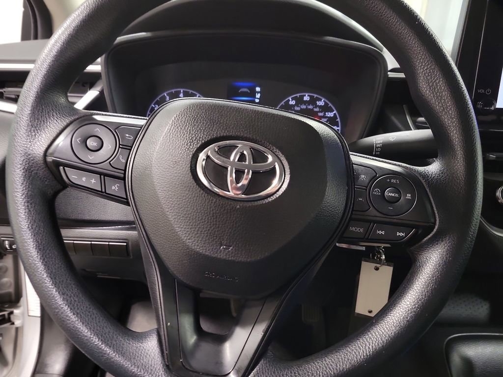 Used 2024 Toyota Corolla LE FWD image 17