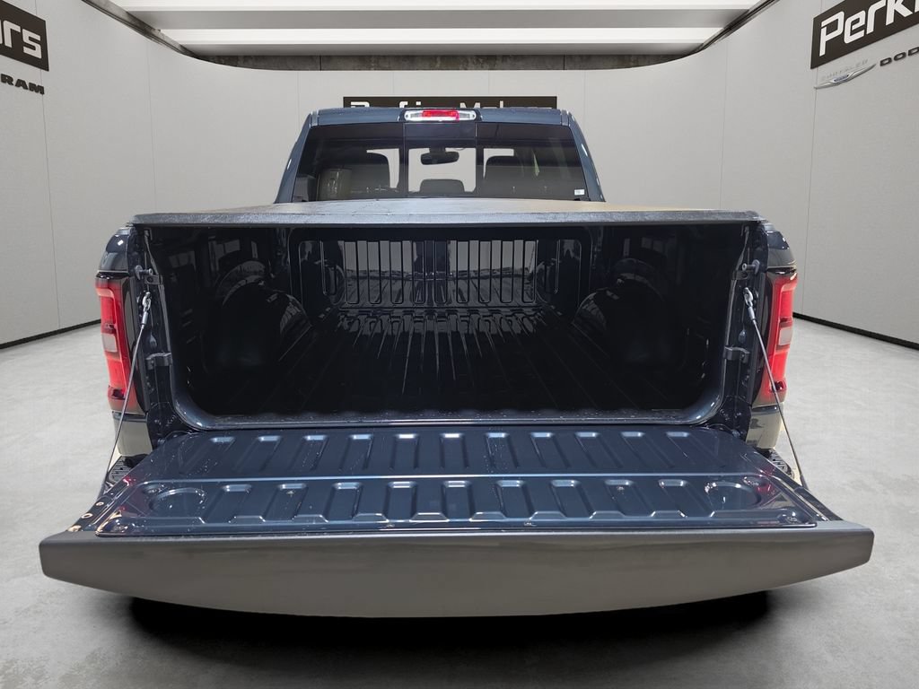 New 2026 RAM 1500 Big Horn AWD/4WD image 10