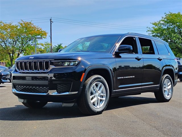 New 2025 Jeep Grand Cherokee L Laredo w/ Luxury Tech Group I image 10