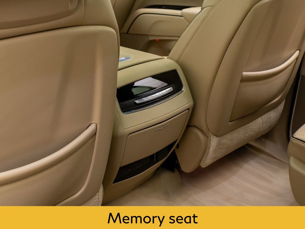 Used 2021 Cadillac Escalade Premium Luxury w/ Driver Assist Tech Package image 18