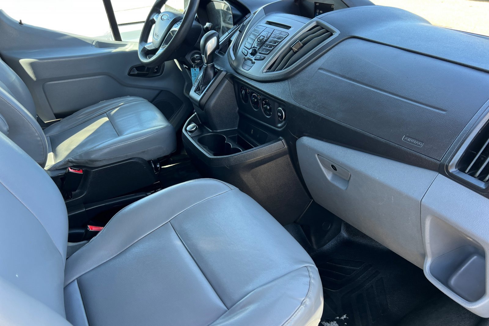 Certified 2018 Ford Transit 150 XL image 18