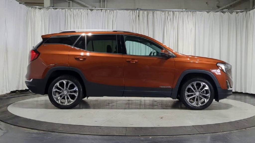 Used 2019 GMC Terrain SLT w/ Preferred Package image 11