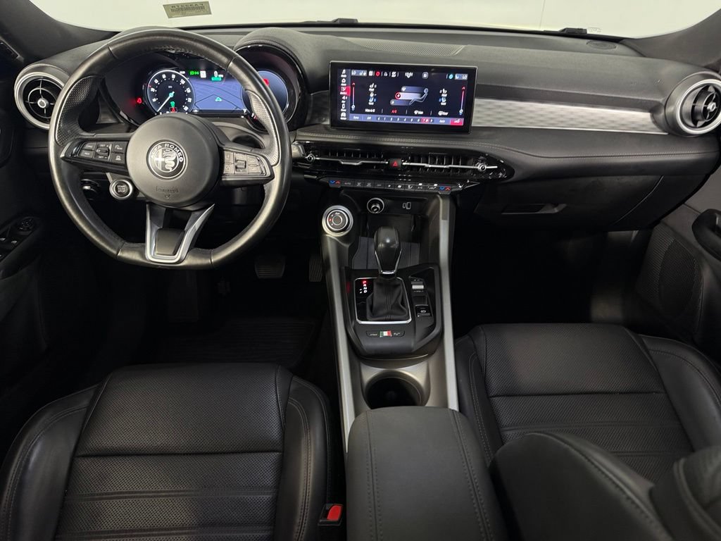 Used 2024 Alfa Romeo Tonale Ti w/ Premium Interior Package AWD/4WD image 13