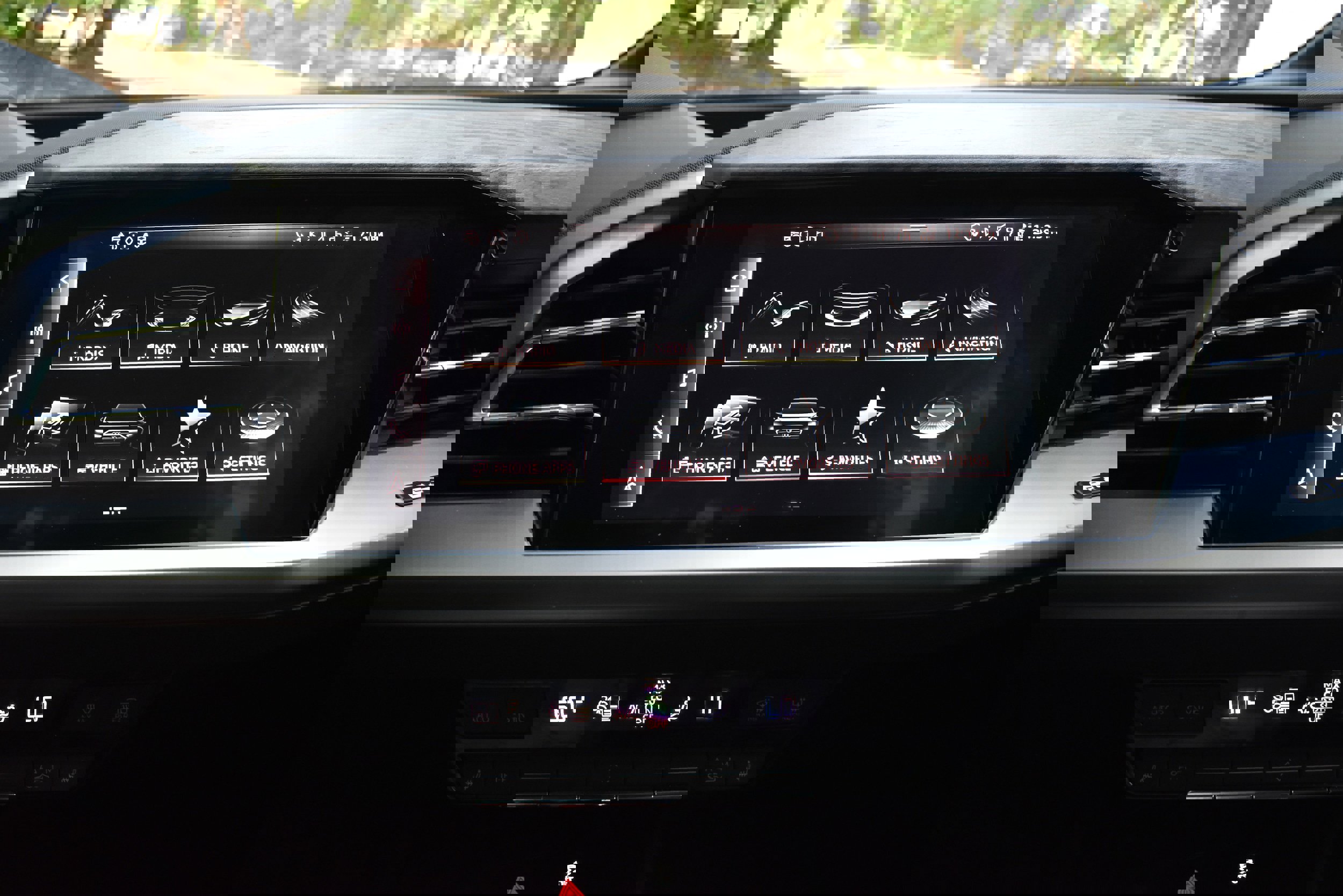 Used 2022 Audi Q4 e-tron Premium Plus w/ Premium Plus image 38