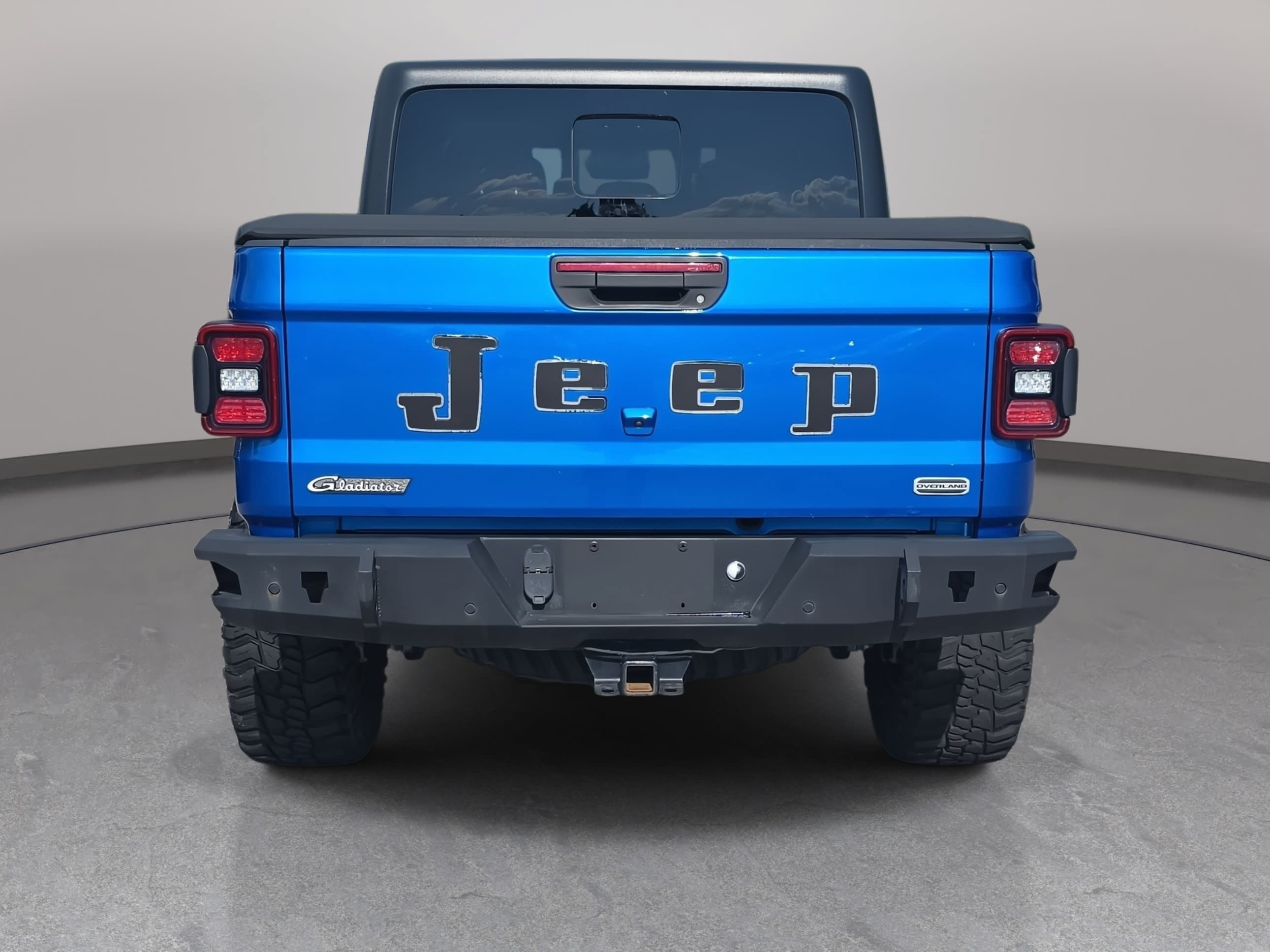Used 2023 Jeep Gladiator Overland w/ Dual Top Group AWD/4WD image 6