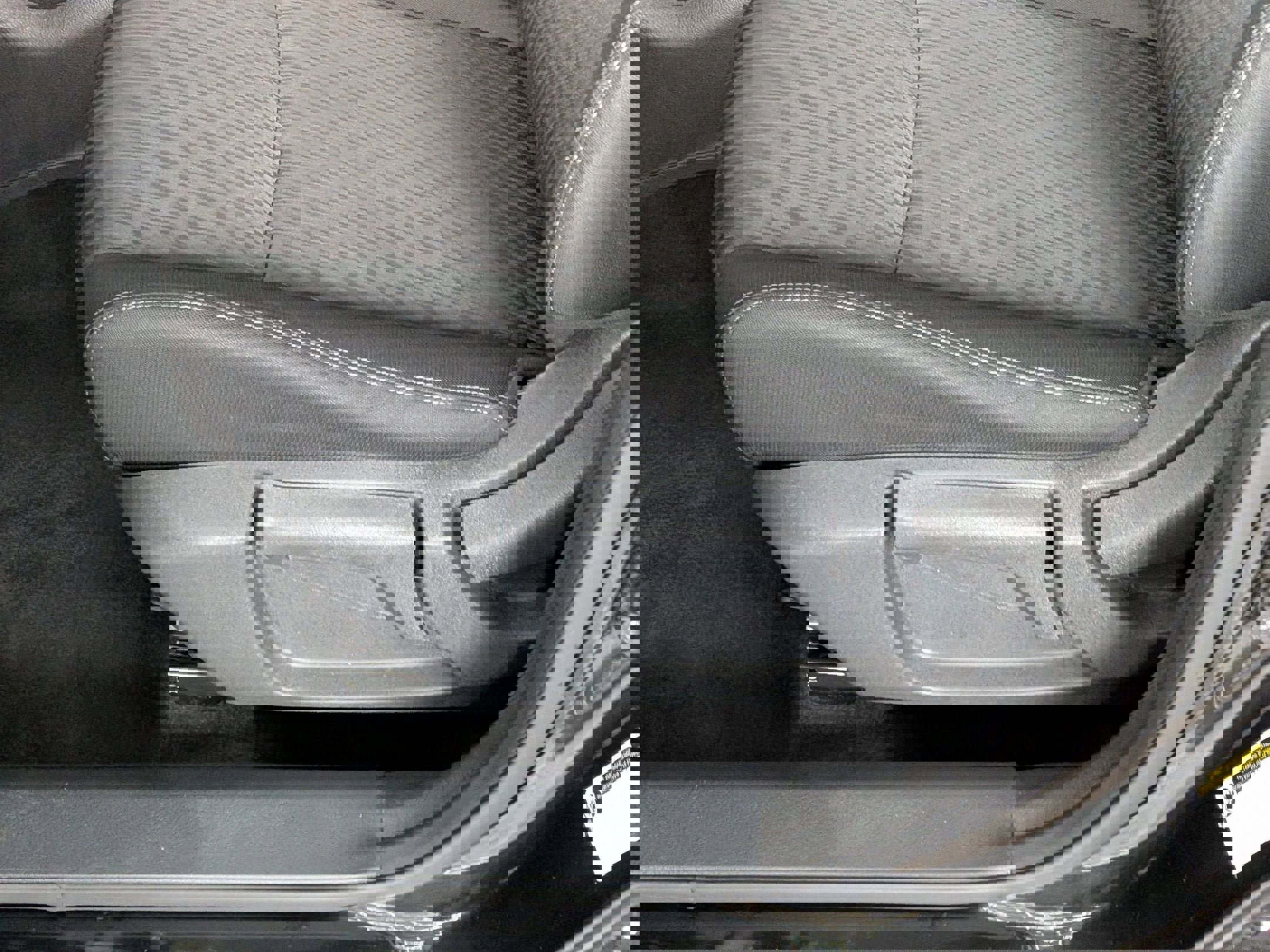 Used 2018 Nissan Rogue S image 12