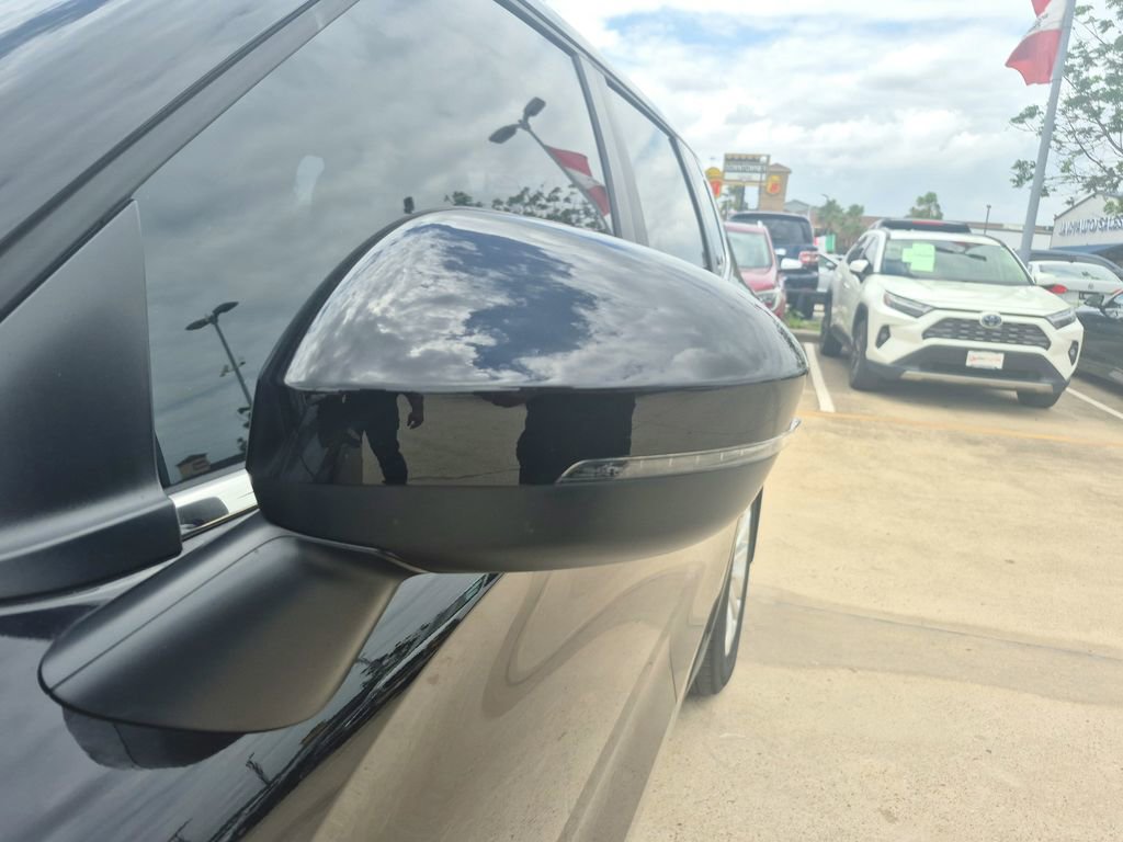 Used 2025 Mitsubishi Outlander ES image 34